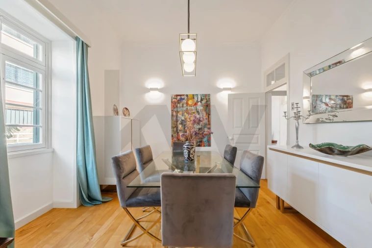 Moradia T4 para Venda em Funchal (Santa Maria Maior) Foto 4