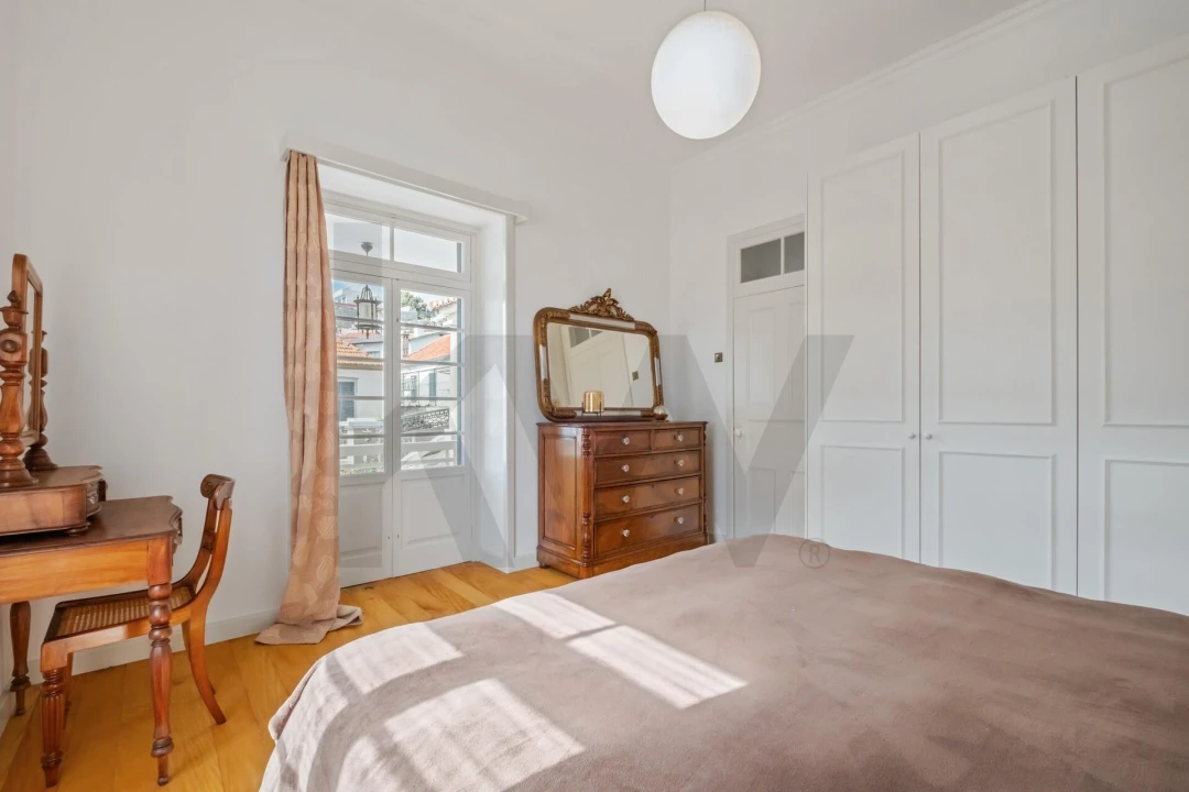 Moradia T4 para Venda em Funchal (Santa Maria Maior) Foto 16