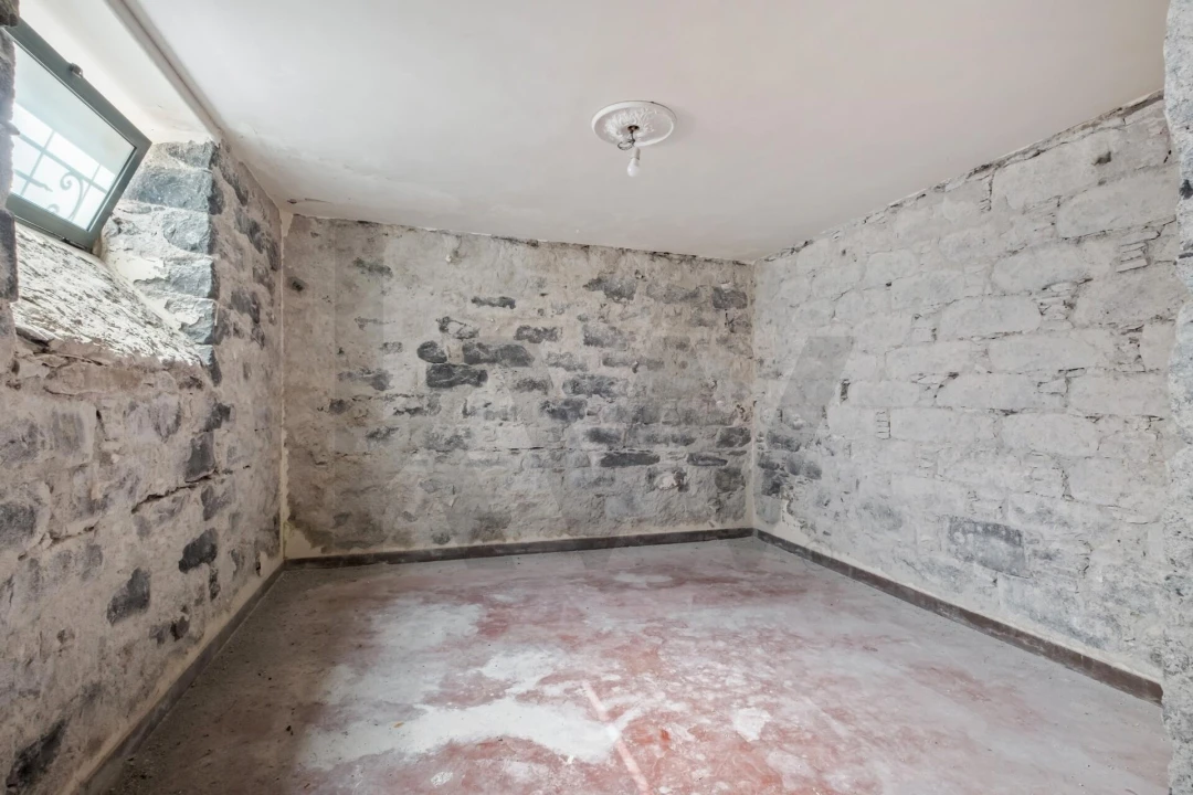 Moradia T4 para Venda em Funchal (Santa Maria Maior) Foto 32