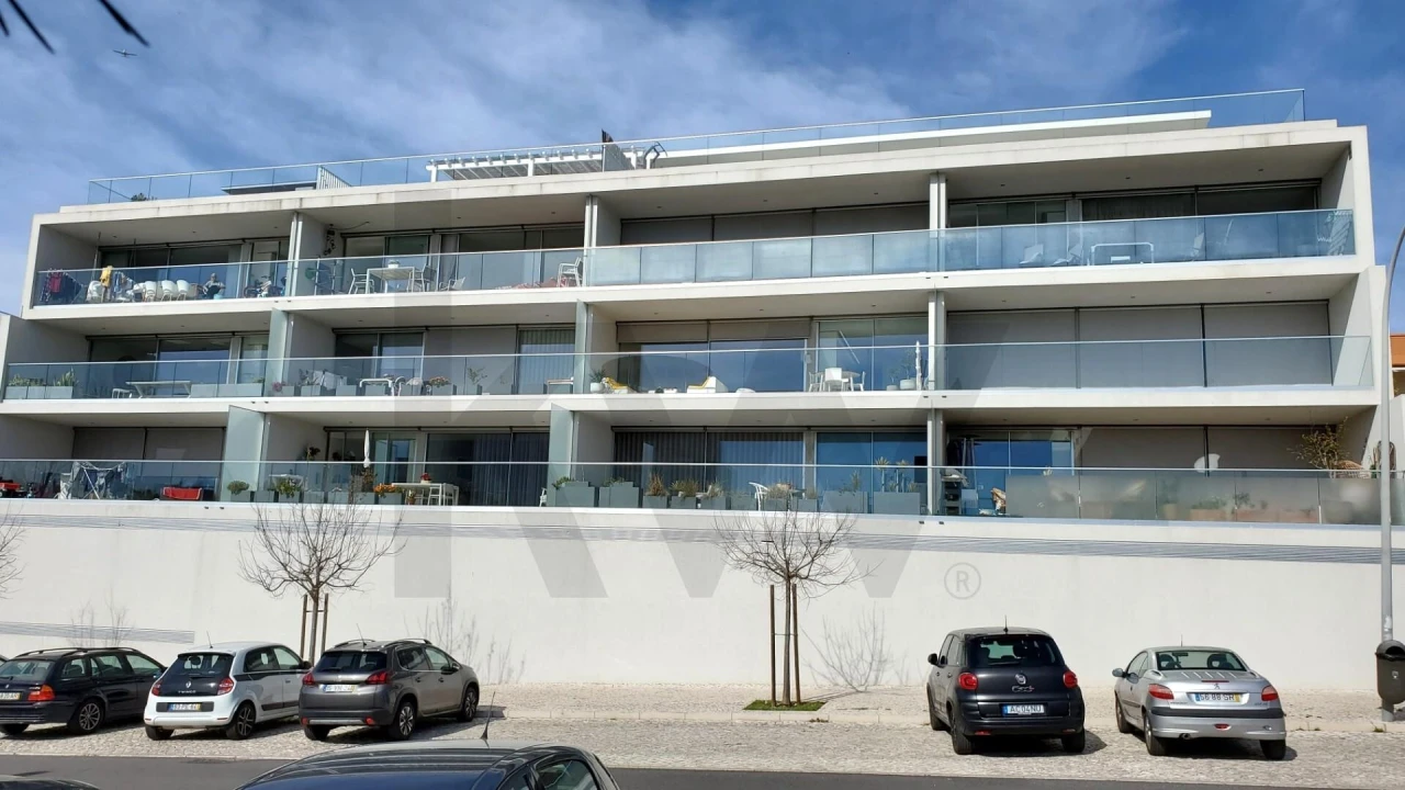 Apartamento T3 para Arrendamento em Oeiras e São Julião da Barra, Paço de Arcos e Caxias Foto 25