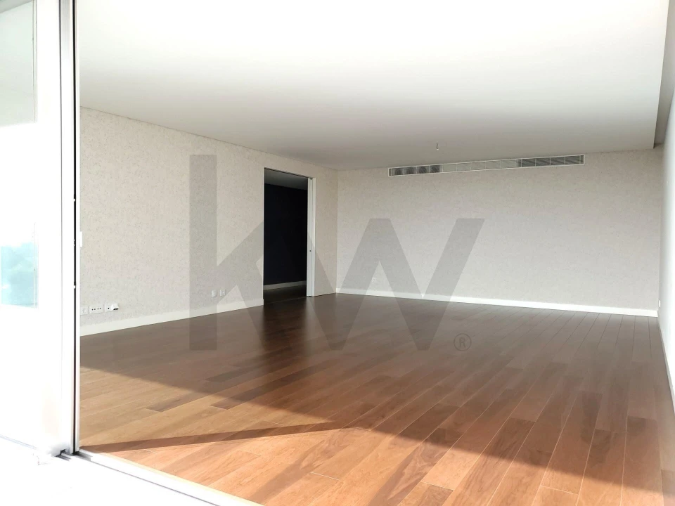 Apartamento T3 para Arrendamento em Oeiras e São Julião da Barra, Paço de Arcos e Caxias Foto 3