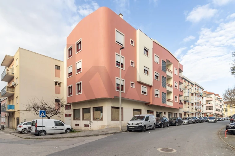 Apartamento T2 para Venda em Alto do Seixalinho, Santo André e Verderena Foto 46