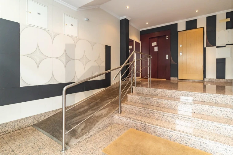 Apartamento T2 para Venda em Alto do Seixalinho, Santo André e Verderena Foto 2