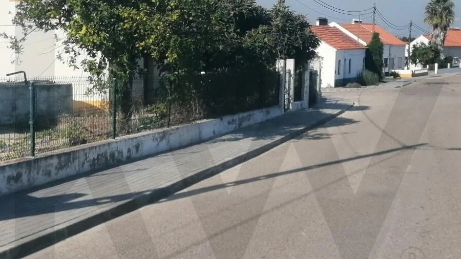 Moradia T1 para Venda em Foros de Arrão