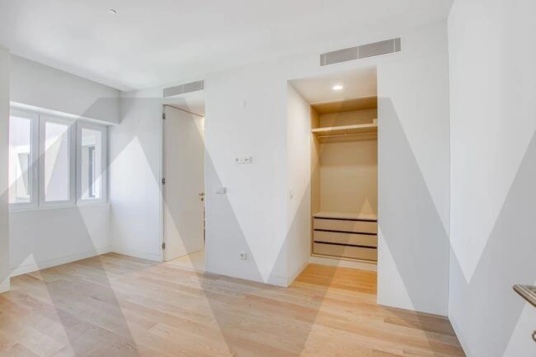 Apartamento T4 para Venda em Areeiro Foto 15