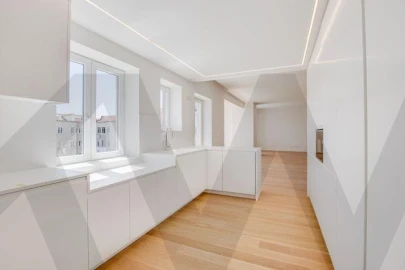 Apartamento T4 para Venda em Areeiro