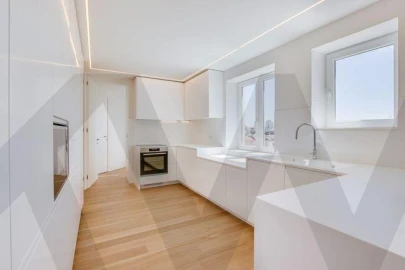 Apartamento T4 para Venda em Areeiro