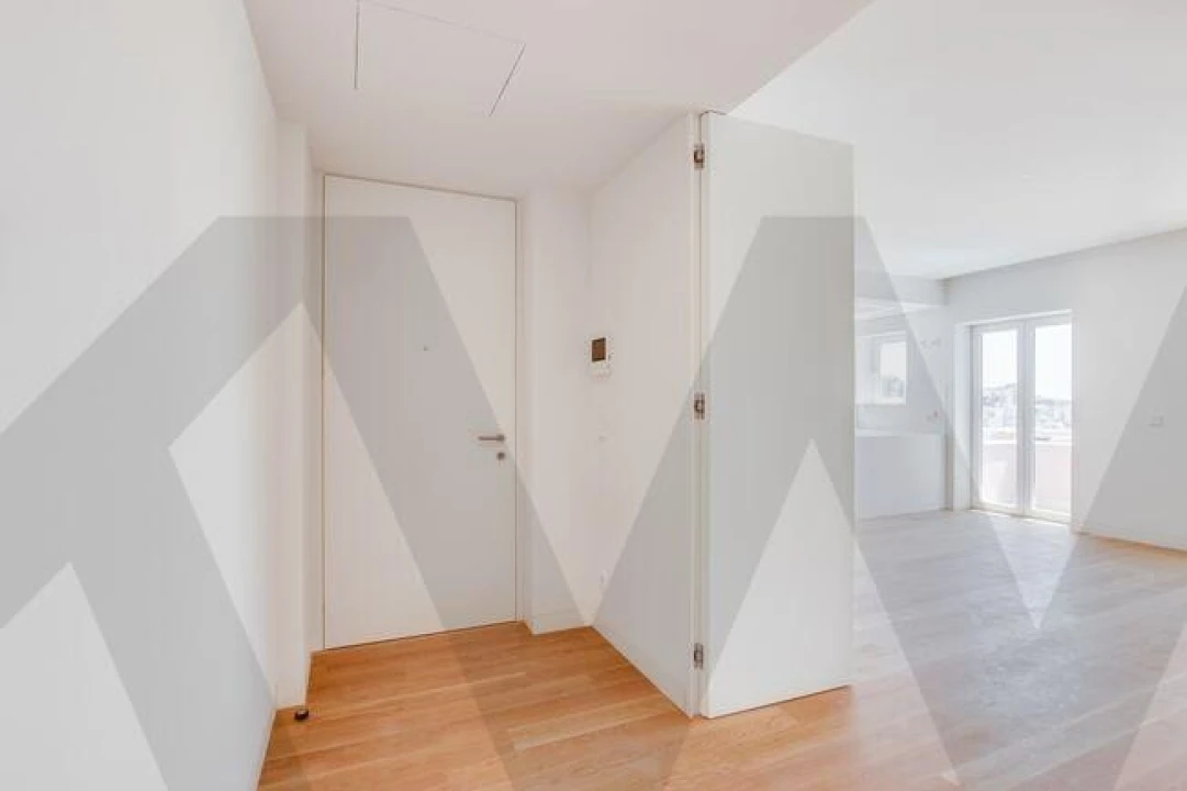 Apartamento T4 para Venda em Areeiro Foto 4