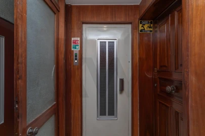 Apartamento T3 para Venda em Campolide
