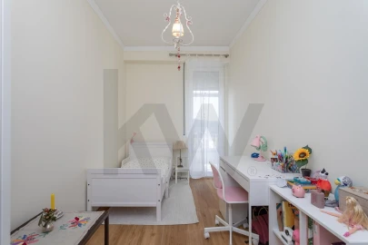 Apartamento T3 para Venda em Campolide