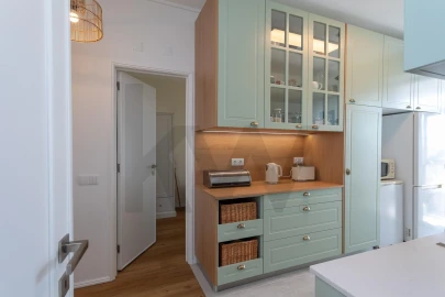 Apartamento T3 para Venda em Campolide