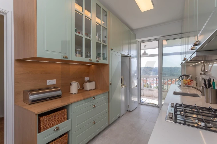Apartamento T3 para Venda em Campolide Foto 15