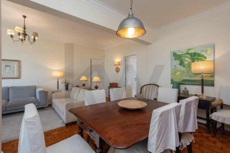 Apartamento T3 para Venda em Campolide Foto 4