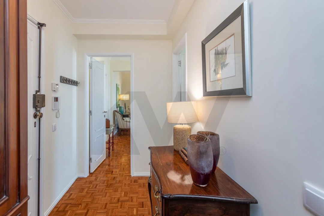 Apartamento T3 para Venda em Campolide Foto 39