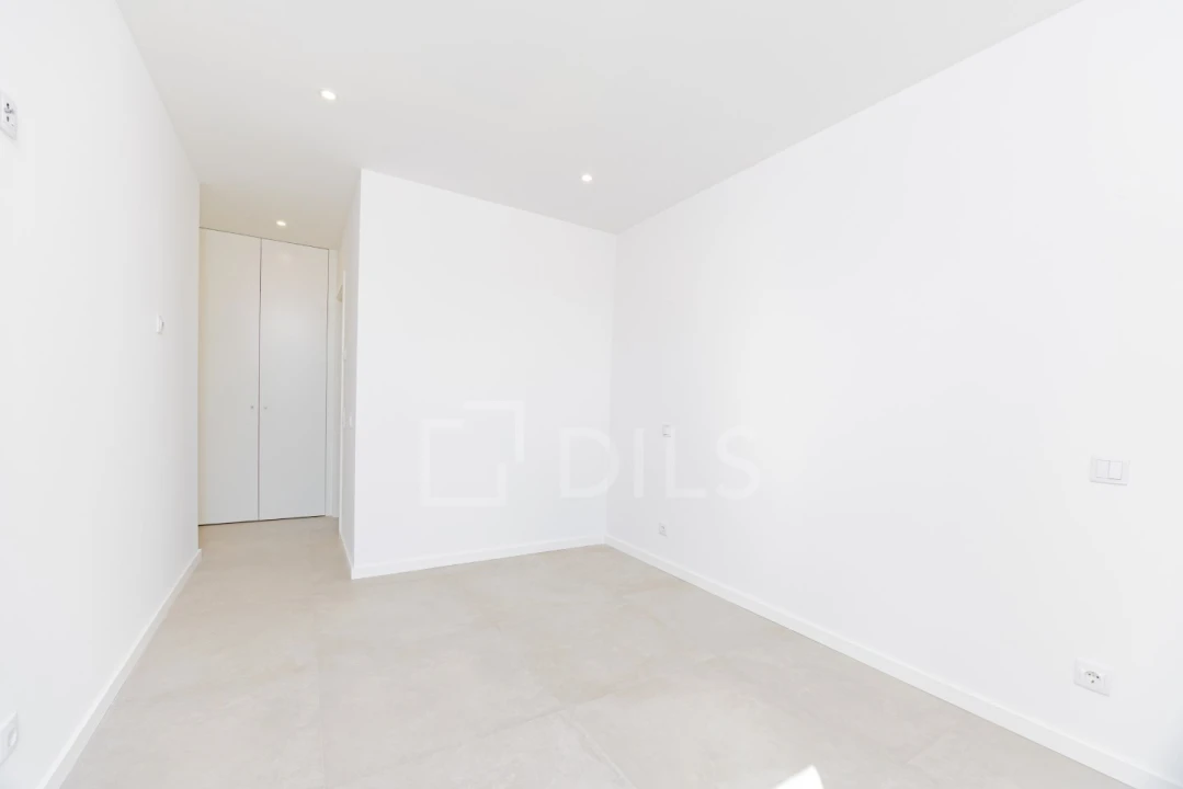 Moradia T3 para Venda em Mexilhoeira Grande Foto 24