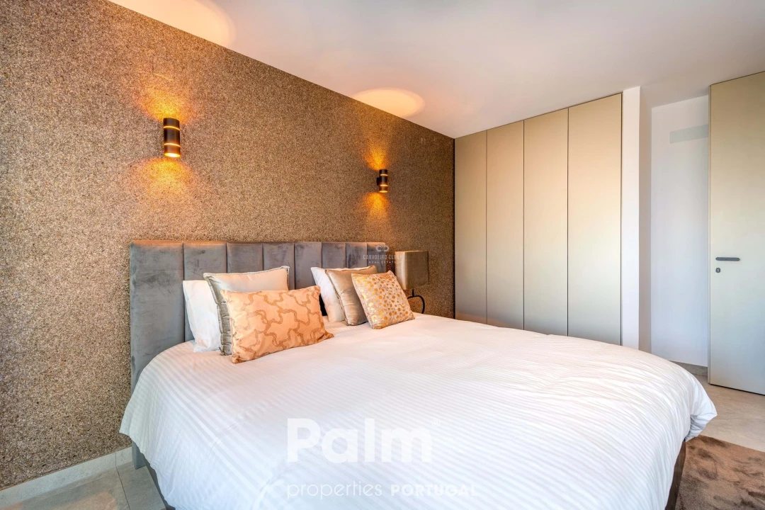 Apartamento T4 para Venda em Alvor Foto 15