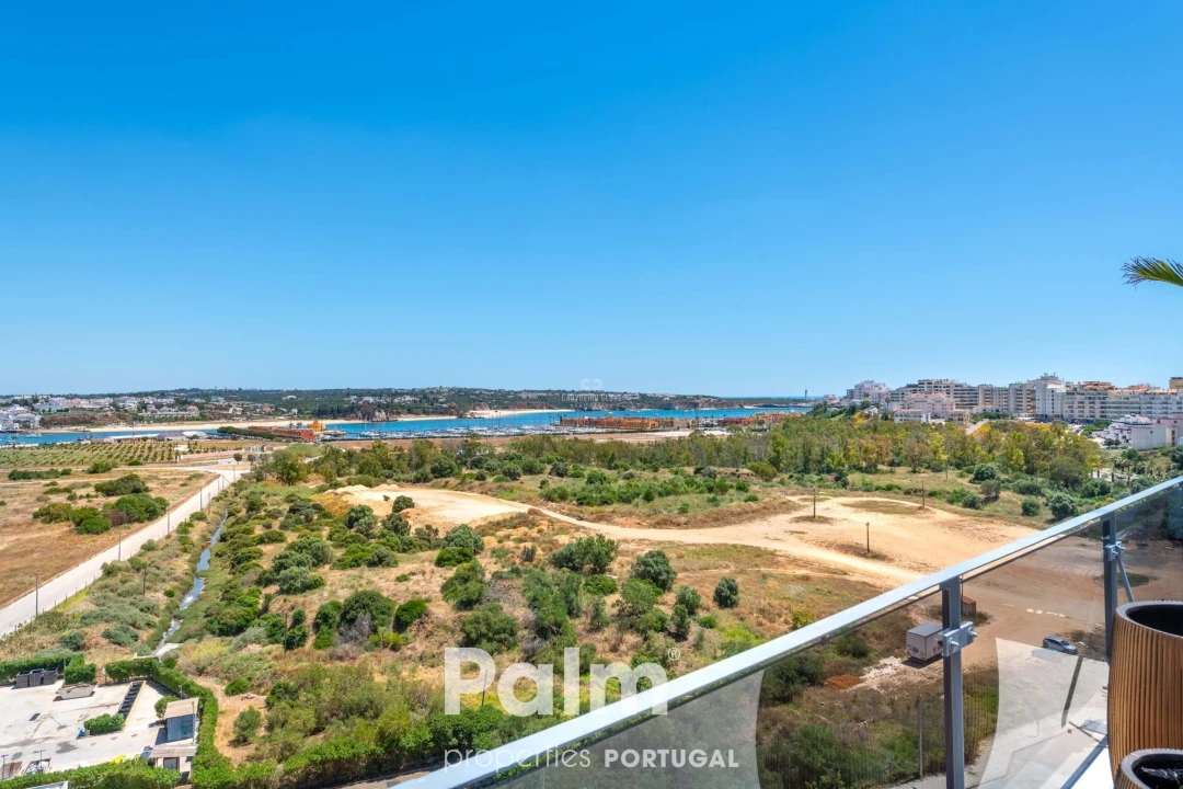 Apartamento T4 para Venda em Alvor Foto 2