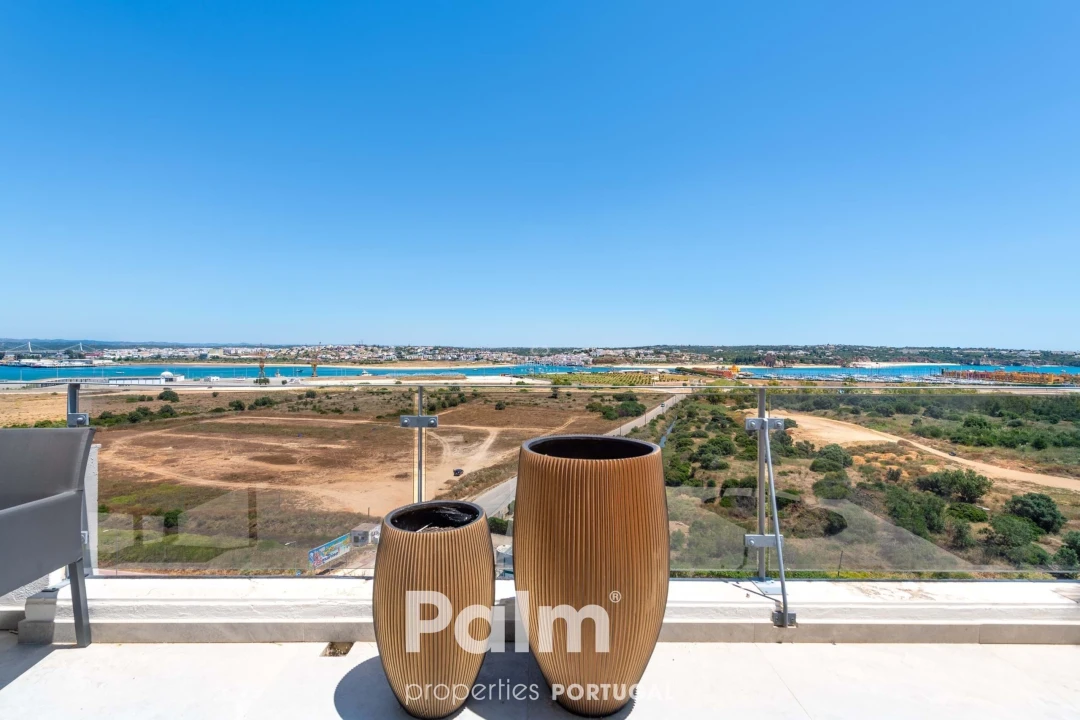 Apartamento T4 para Venda em Alvor Foto 27