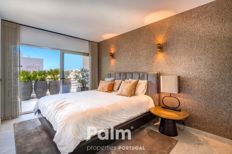 Apartamento T4 para Venda em Alvor Foto 14