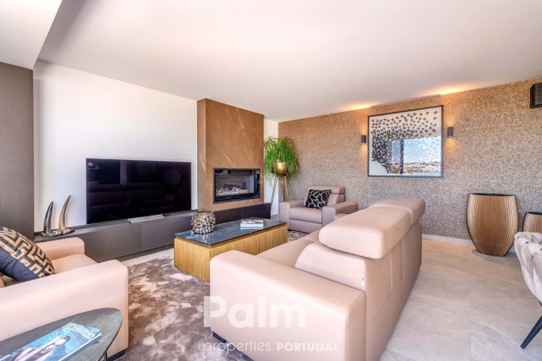 Apartamento T4 para Venda em Alvor Foto 8