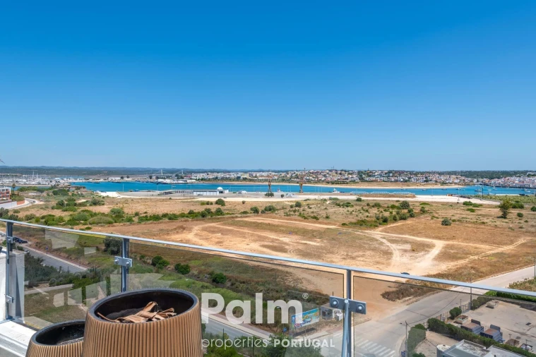 Apartamento T4 para Venda em Alvor Foto 21