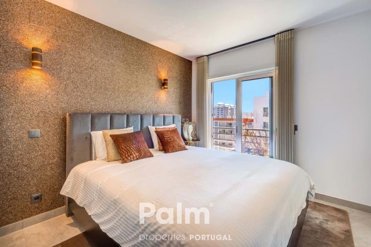 Apartamento T4 para Venda em Alvor Foto 22