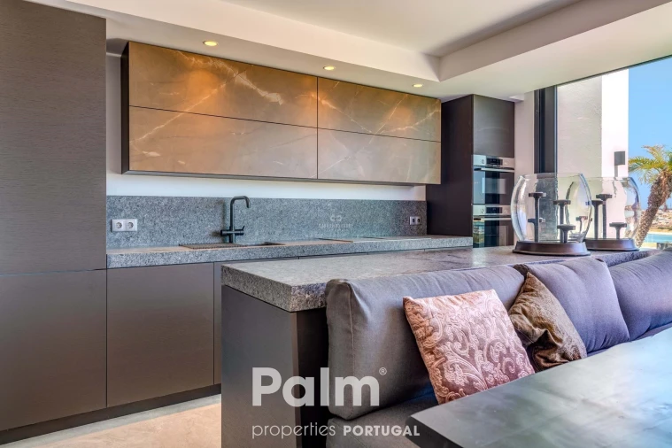 Apartamento T4 para Venda em Alvor Foto 6