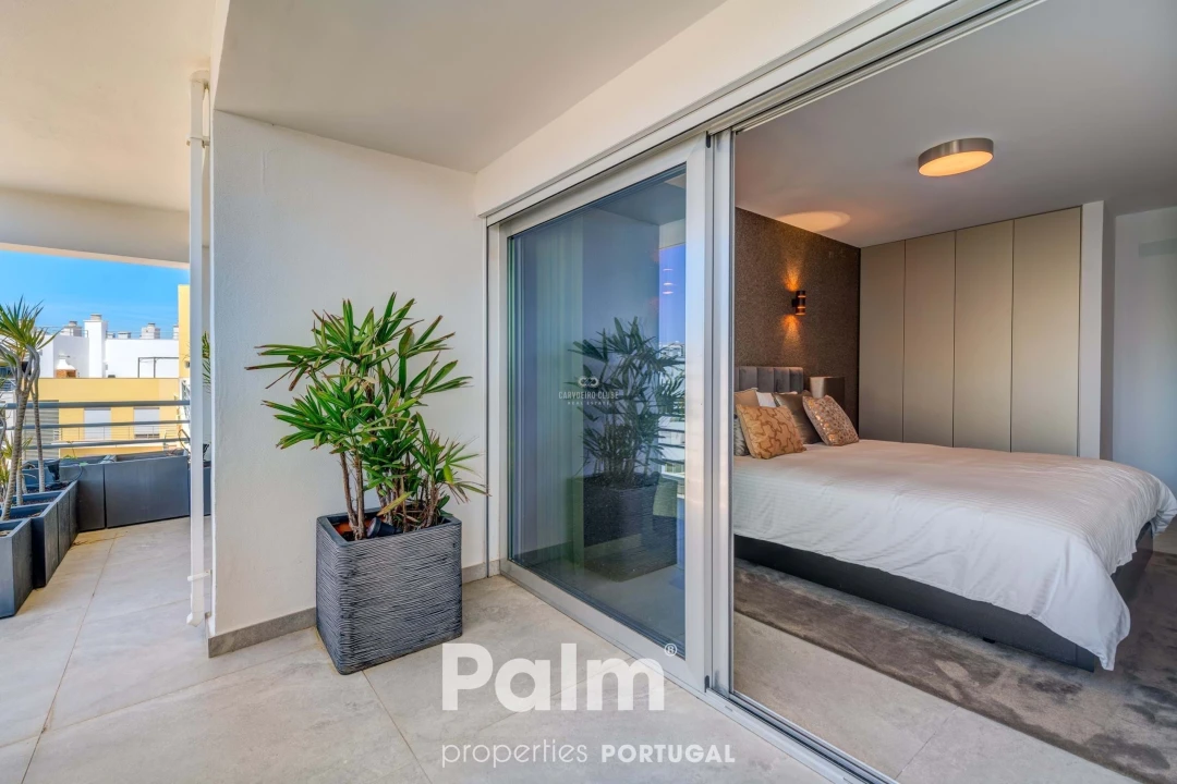 Apartamento T4 para Venda em Alvor Foto 17