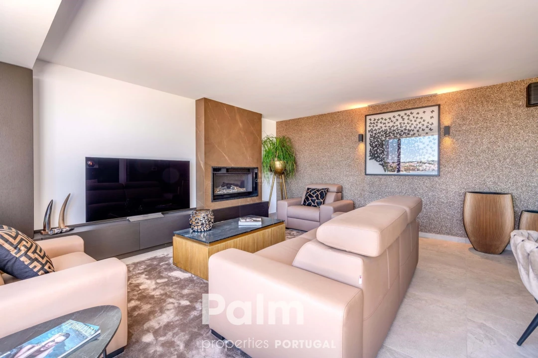 Apartamento T4 para Venda em Alvor Foto 8