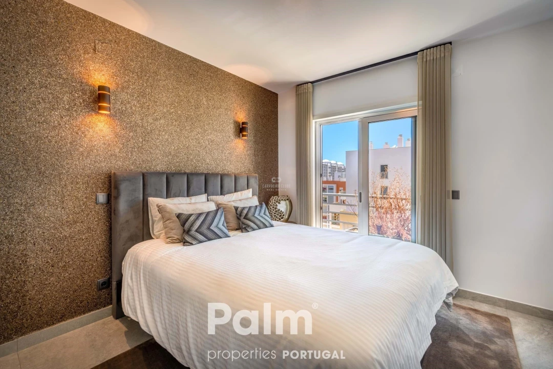 Apartamento T4 para Venda em Alvor Foto 19