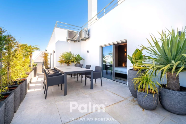 Apartamento T6 para Venda em Alvor Foto 23