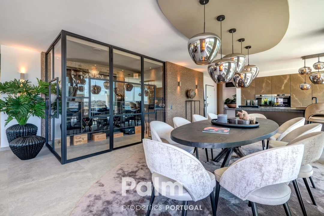 Apartamento T6 para Venda em Alvor Foto 6