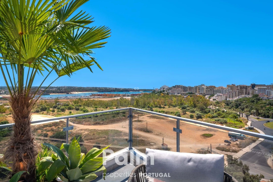 Apartamento T6 para Venda em Alvor Foto 44