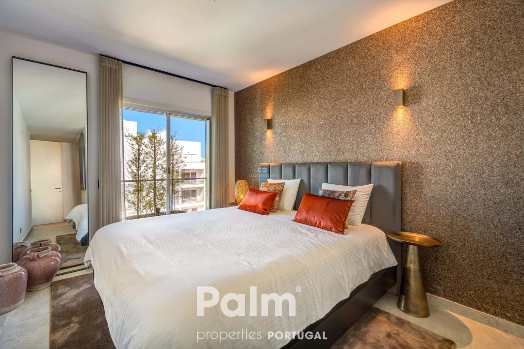 Apartamento T6 para Venda em Alvor Foto 15