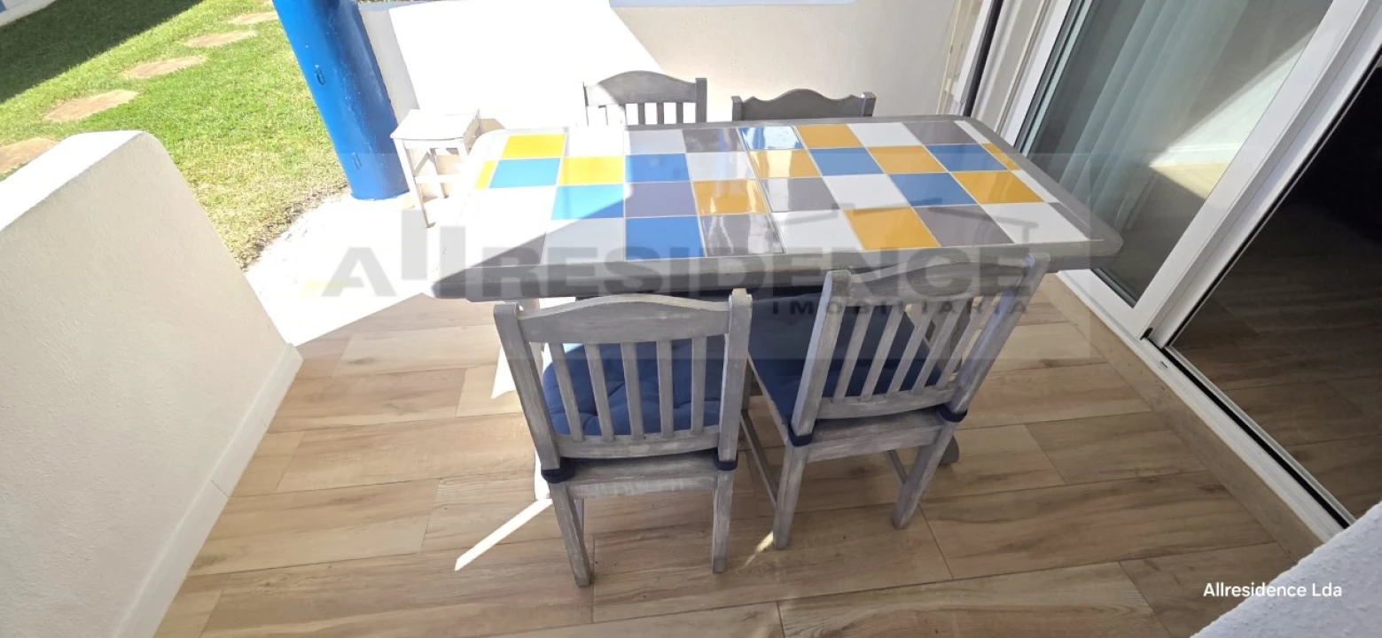 Apartamento T1 para Venda em Albufeira e Olhos de Água Foto 13