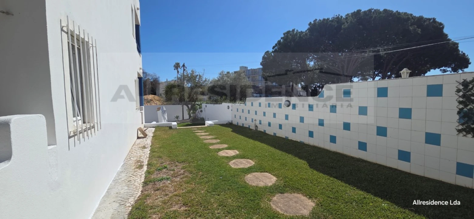 Apartamento T1 para Venda em Albufeira e Olhos de Água Foto 22