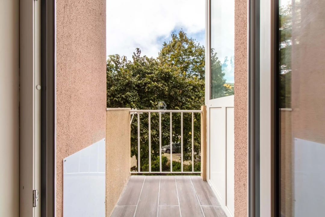 Apartamento T3 para Arrendamento em Algés, Linda-A-Velha e Cruz Quebrada-Dafundo Foto 24