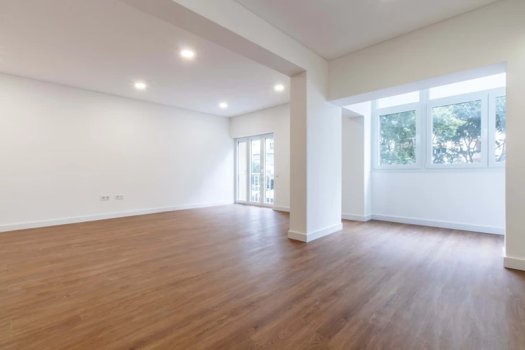 Apartamento T3 para Arrendamento em Algés, Linda-A-Velha e Cruz Quebrada-Dafundo Foto 4