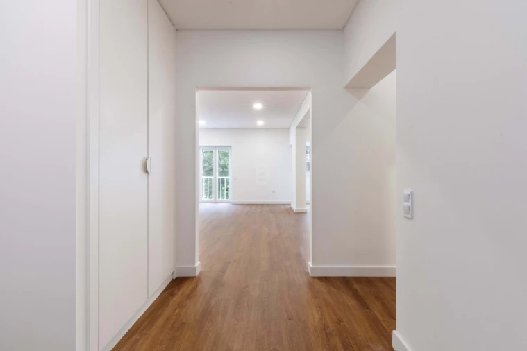 Apartamento T3 para Arrendamento em Algés, Linda-A-Velha e Cruz Quebrada-Dafundo Foto 10