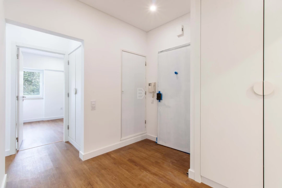 Apartamento T3 para Arrendamento em Algés, Linda-A-Velha e Cruz Quebrada-Dafundo Foto 32