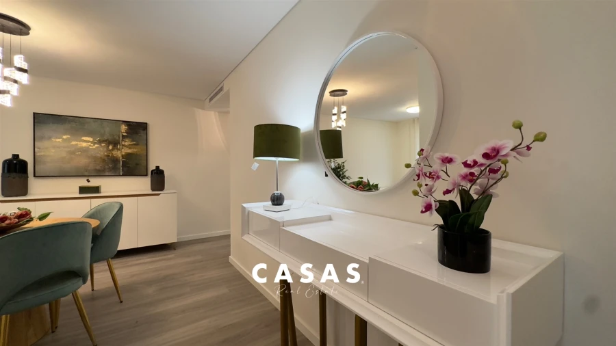 Apartamento T2 para Venda em Funchal (Se)