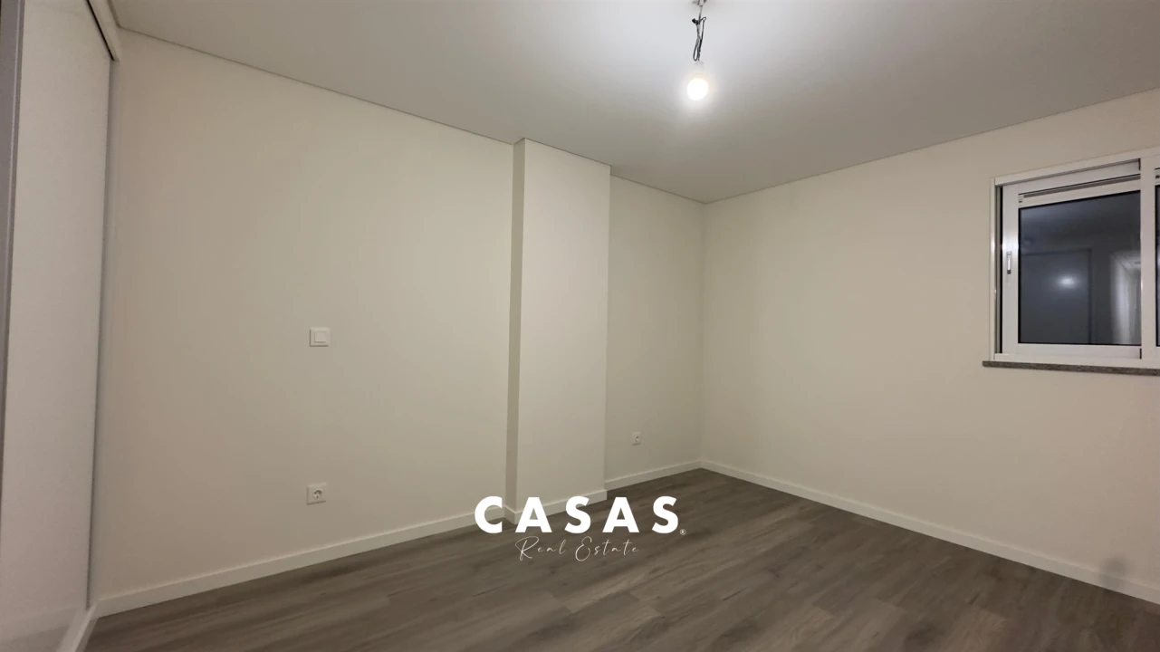 Apartamento T2 para Venda em Funchal (Se) Foto 10