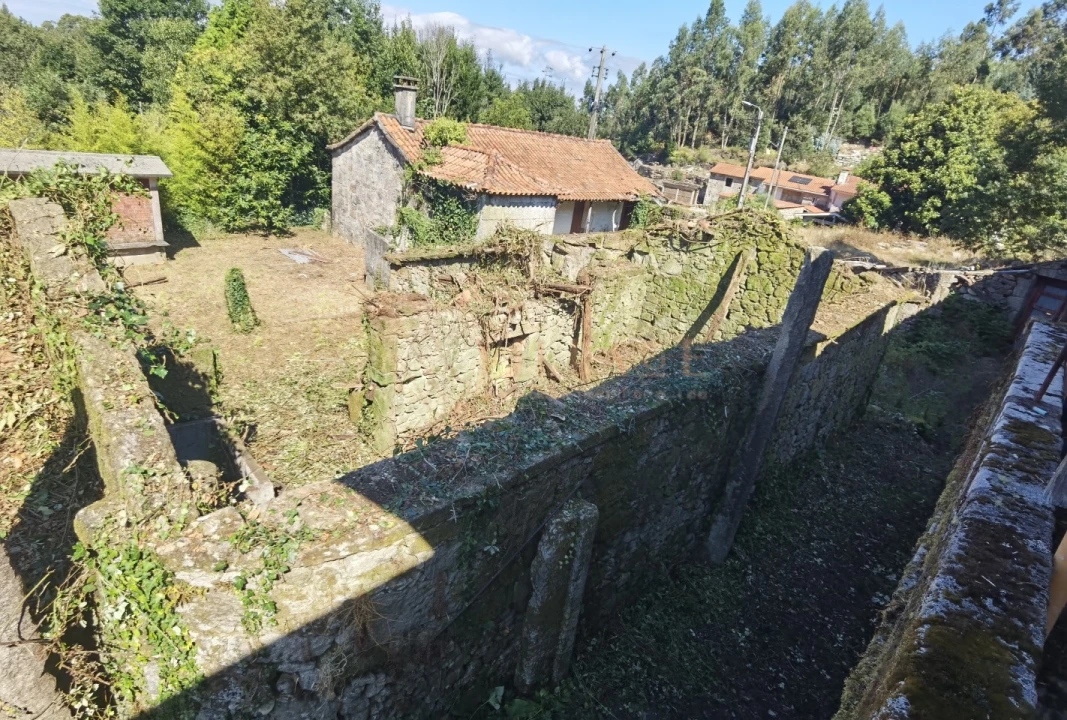 Moradia T2 para Venda em Sopo Foto 3