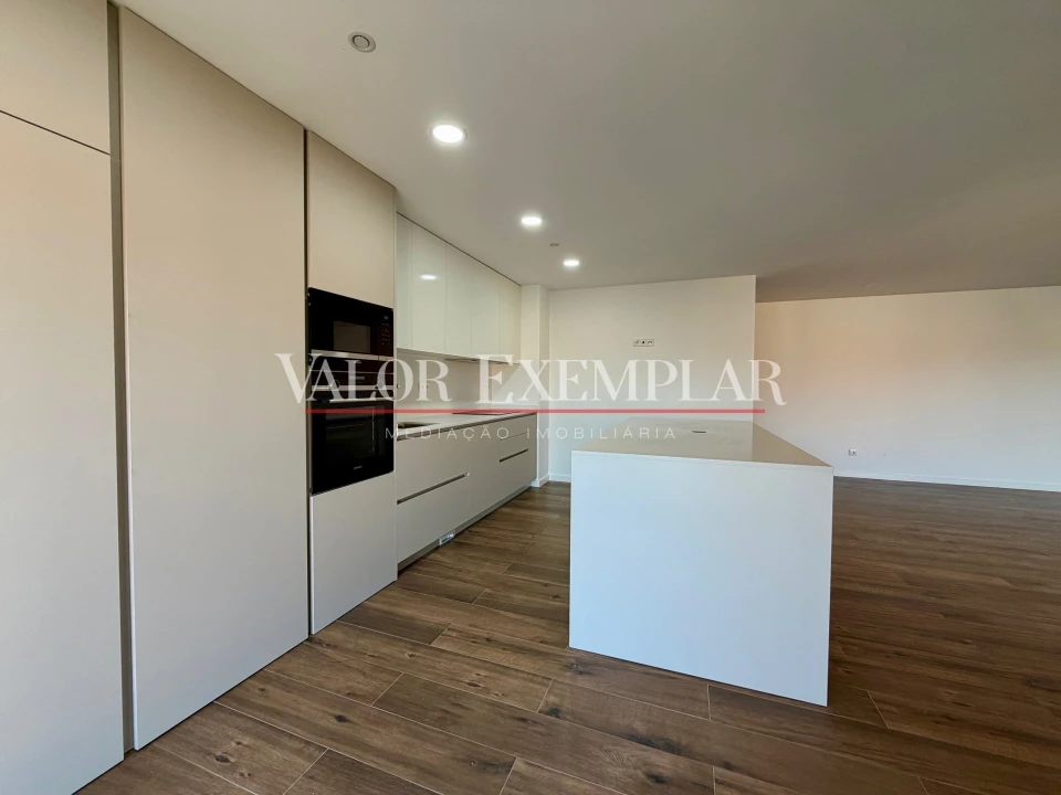 Apartamento T4 para Venda em Alcochete Foto 2