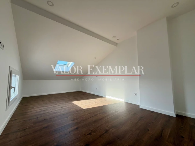Apartamento T4 para Venda em Alcochete Foto 19