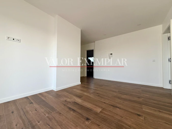 Apartamento T4 para Venda em Alcochete Foto 8