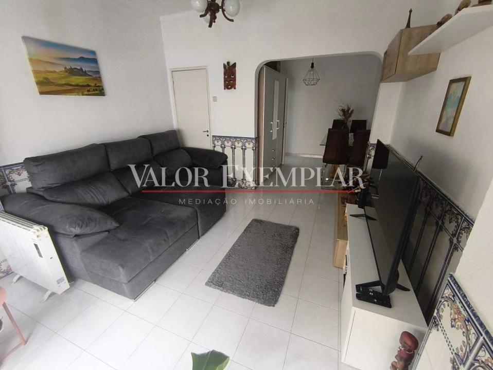 Apartamento T1 para Venda em Baixa da Banheira e Vale da Amoreira Foto 3