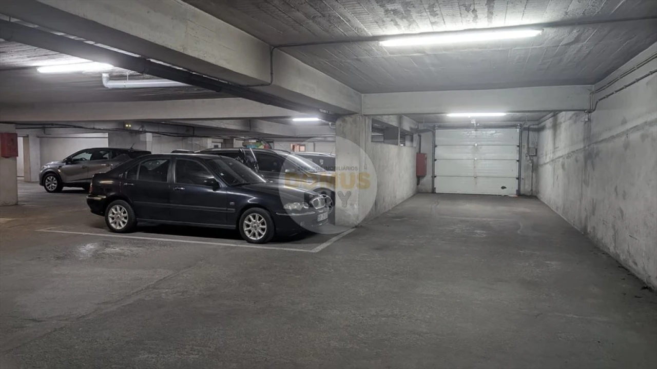 Apartamento T2 para Venda em Costa da Caparica Foto 18