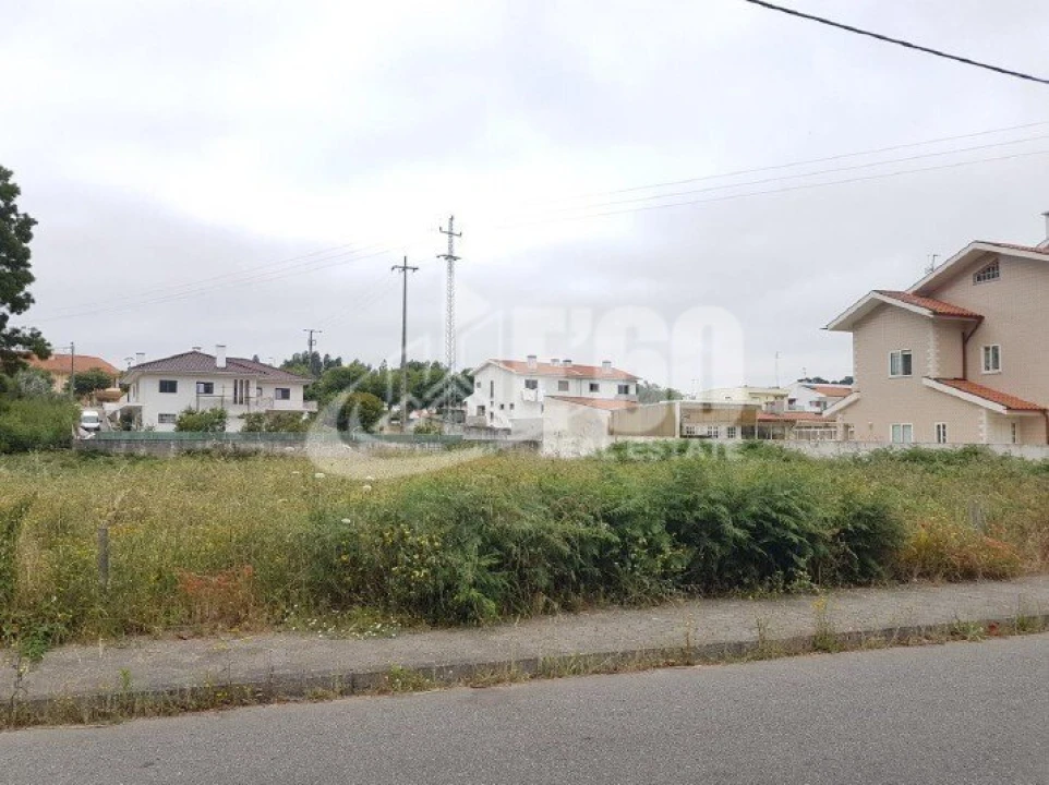 Terreno para Venda em Ovar, São João, Arada e São Vicente de Pereira Jusã Foto 1