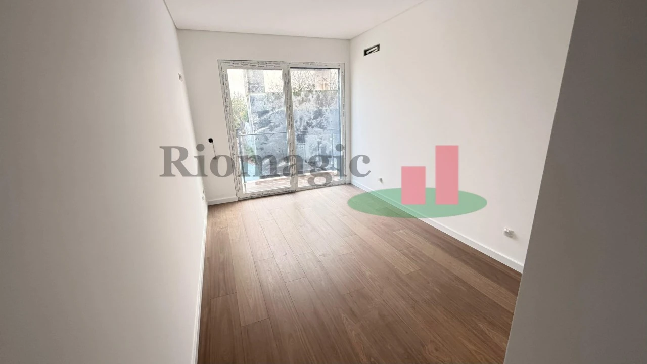 Apartamento T2 para Venda em Rio Maior Foto 8